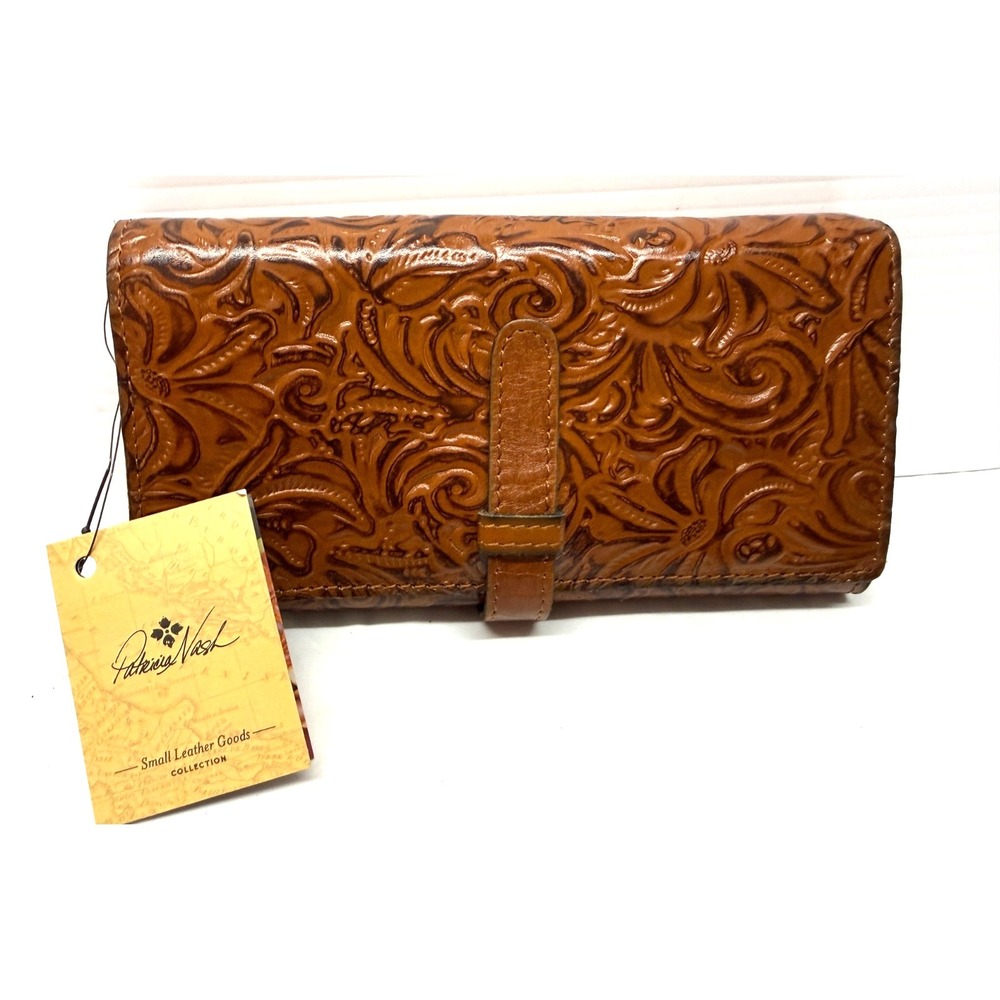 Patricia Nash TOOLED brown TAN WALLET WRISTLET NEW GORGEOUS